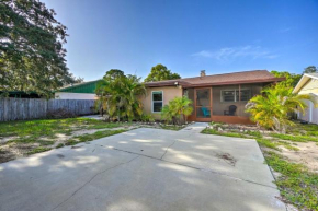 Palm Harbor Sunrise Retreat 3 Mi to Beach!